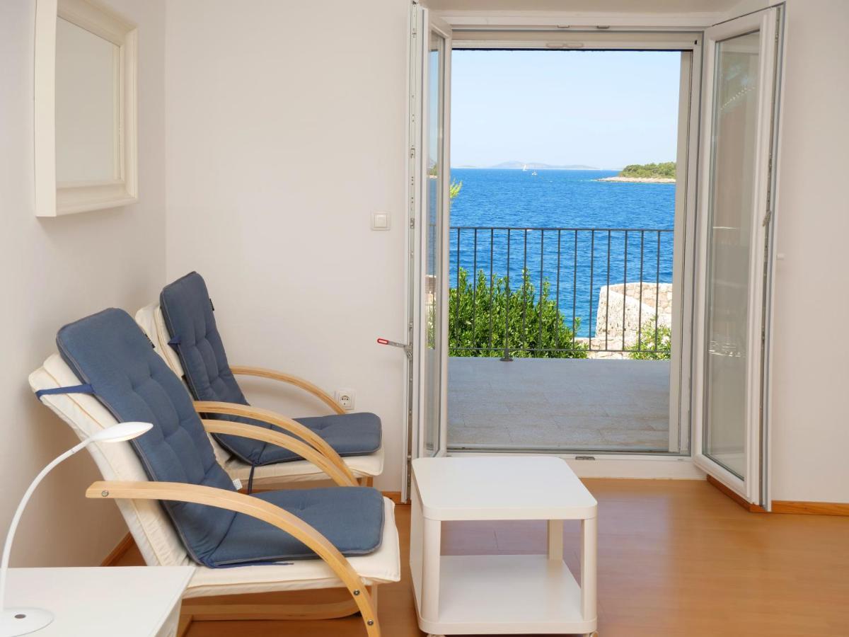 Apartmani Smilja Primosten Exterior photo