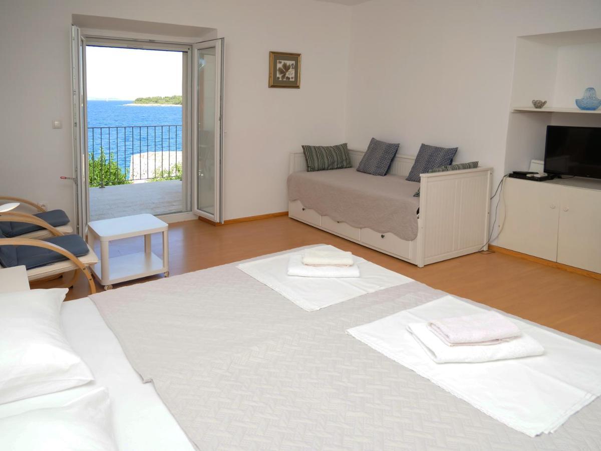 Apartmani Smilja Primosten Exterior photo